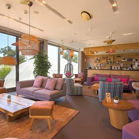 Villa Oitavos Sleeps 7 With Pool And Air Con Cascais